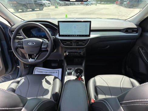 Used 2026 Ford Escape Platinum w/ Premium Technology Package AWD/4WD image 16