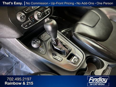 Used 2021 Jeep Cherokee Trailhawk image 27