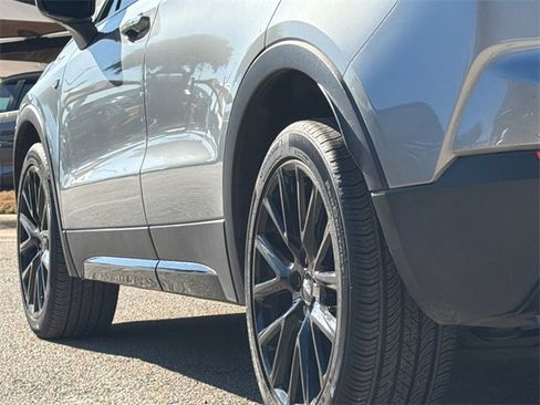 Used 2023 Cadillac XT4 Sport image 7