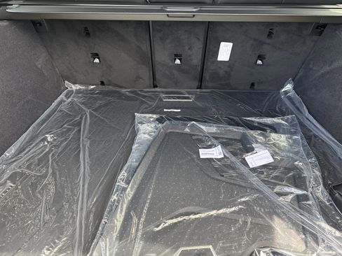 Used 2026 BMW X5 sDrive40i w/ Premium Package image 35