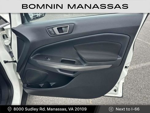 Used 2021 Ford EcoSport SE image 8