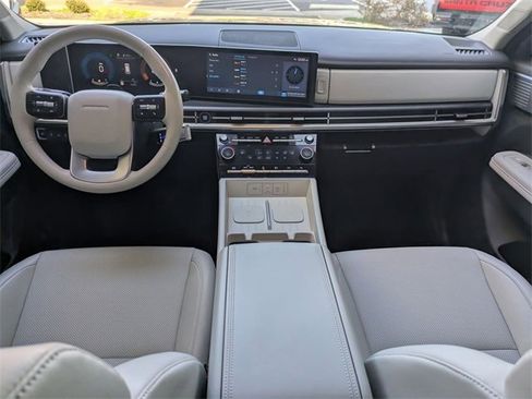 Used 2024 Hyundai Santa Fe SEL image 22