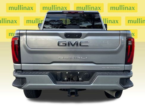 Used 2025 GMC Sierra 2500 Denali Ultimate w/ Max Trailering Package image 10