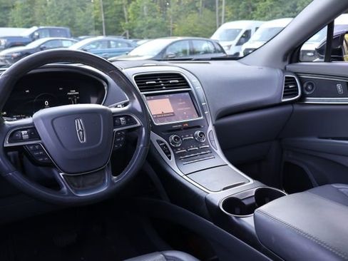 Used 2020 Lincoln Nautilus Reserve AWD/4WD image 16