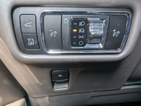 Used 2023 Lincoln Nautilus Reserve w/ Cargo Utility Package image 28