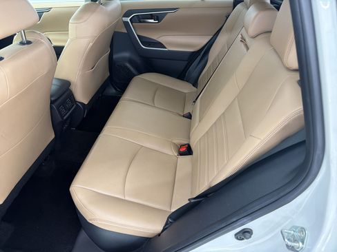 Certified 2022 Toyota RAV4 XLE Premium AWD/4WD image 14