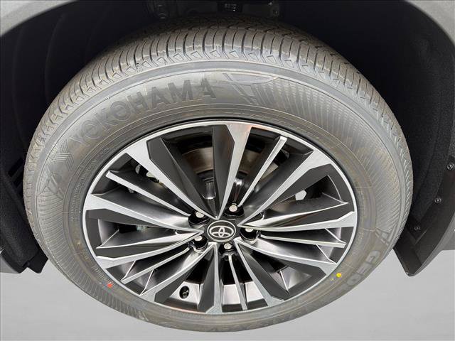 New 2026 Toyota Grand Highlander AWD Hybrid image 11