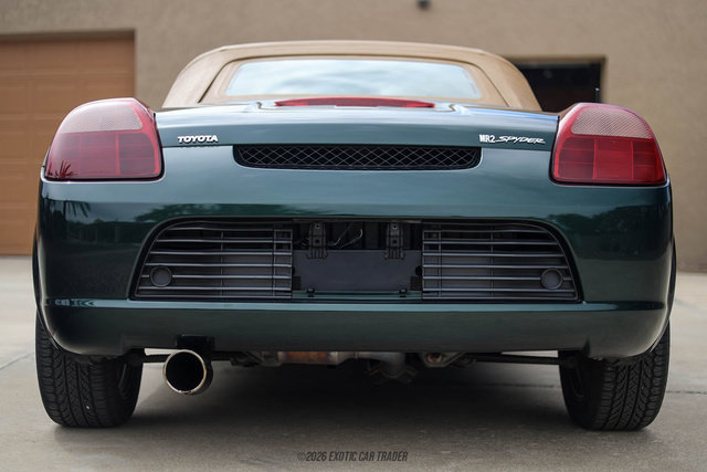 Used 2002 Toyota MR2 RWD image 17