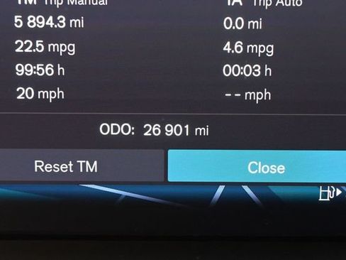 Used 2023 Volvo XC60 B5 Ultimate w/ Climate Package FWD image 21
