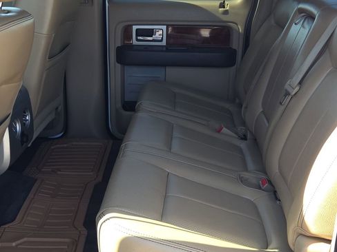 Used 2010 Ford F150 Lariat image 15