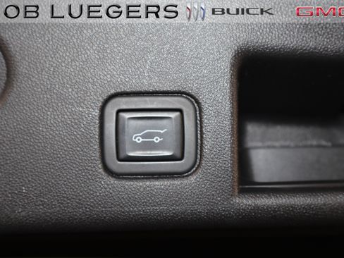 Certified 2024 Chevrolet Equinox LT FWD image 21