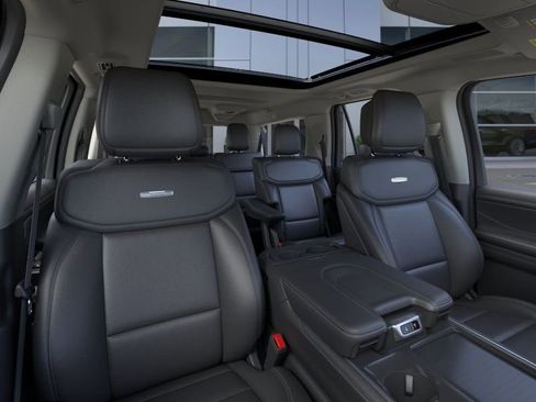 New 2026 Ford Expedition Max Platinum w/ Driver's Package image 31