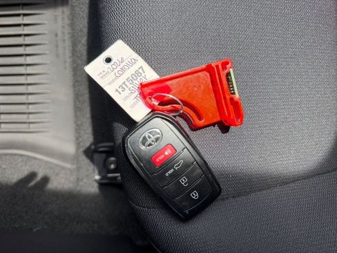Used 2026 Toyota Corolla SE FWD image 29