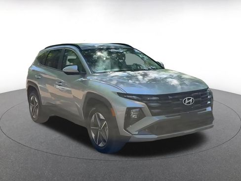Used 2025 Hyundai Tucson SEL AWD/4WD image 3