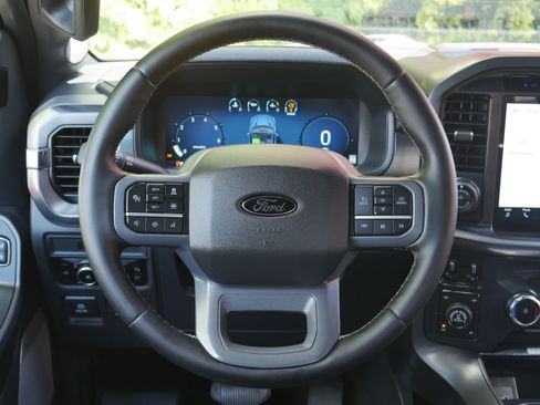 Certified 2025 Ford F150 Lariat AWD/4WD image 7