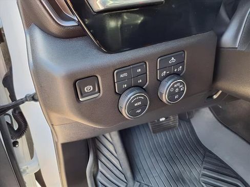 Used 2024 Chevrolet Silverado 1500 RST image 19