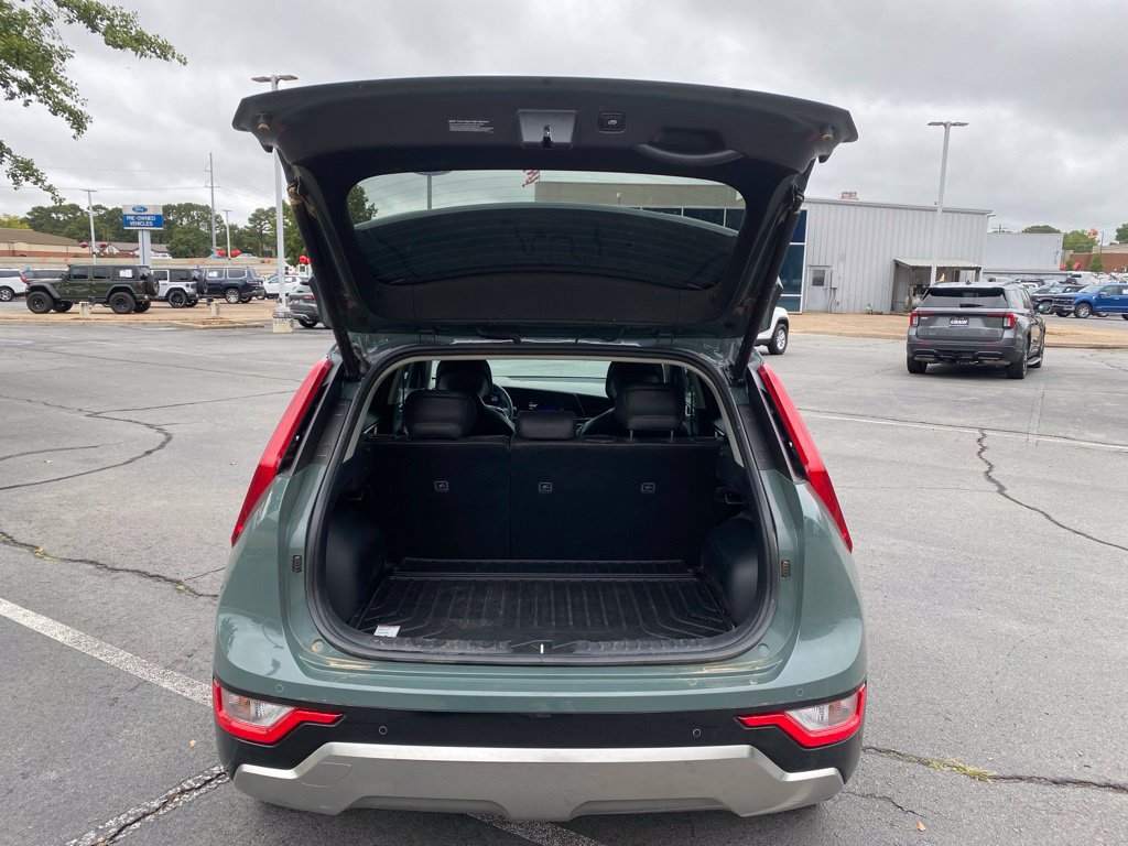 Used 2026 Kia Niro FWD image 6