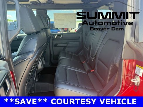 New 2025 Ford Bronco Badlands image 8