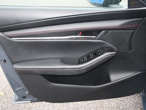 Used 2024 MAZDA MAZDA3 s image 10