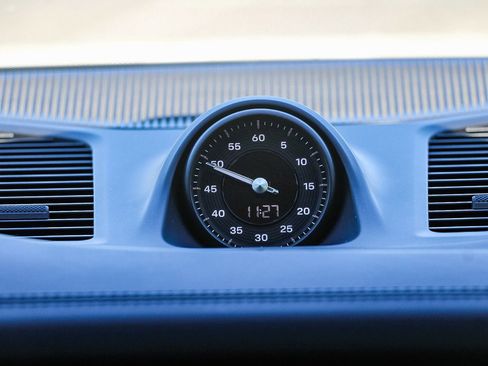 Used 2024 Porsche Cayenne Base image 15