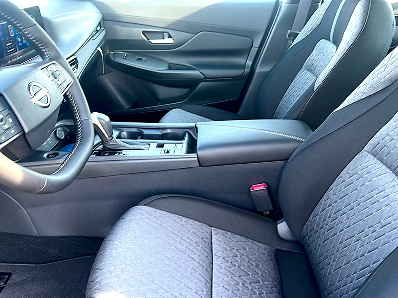 New 2027 Nissan Sentra SV w/ SV Convenience Package FWD image 10