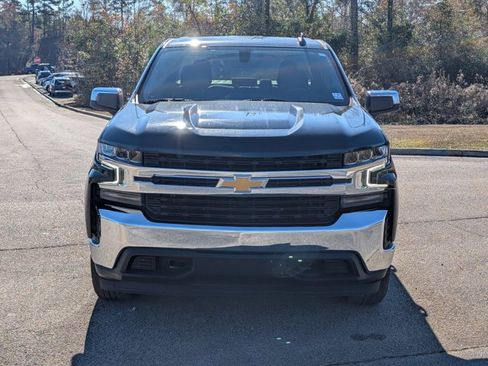 Used 2021 Chevrolet Silverado 1500 LT image 2