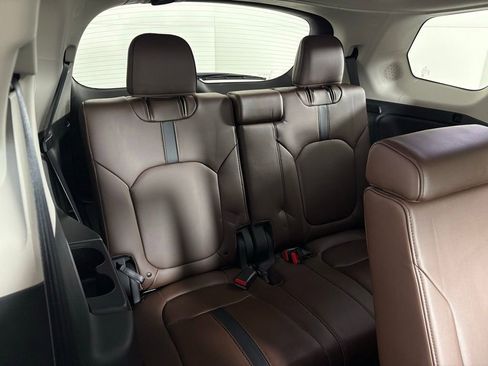 Used 2025 Honda Pilot Elite image 40