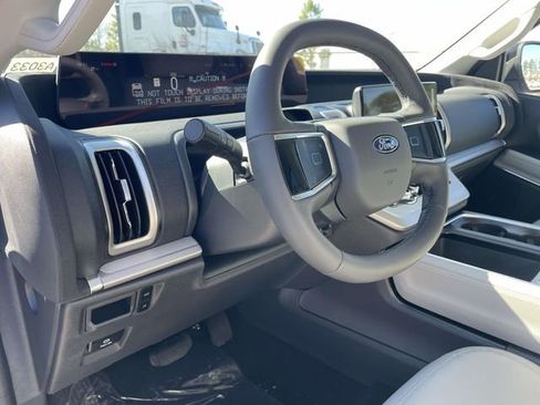 New 2026 Ford Expedition Max Active image 13