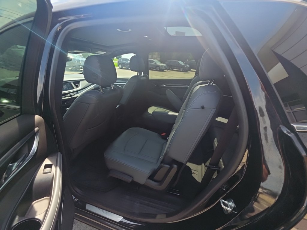 Used 2023 Buick Enclave Premium w/ Experience Buick Package FWD image 12