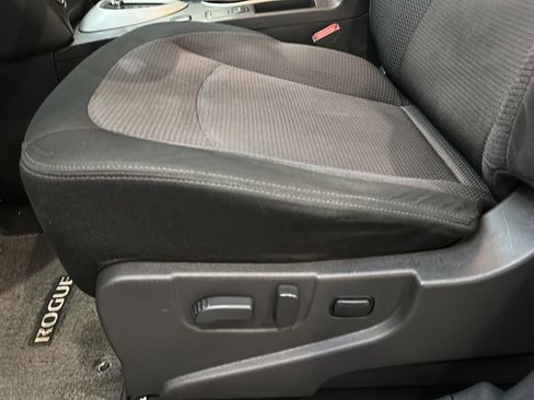 Used 2012 Nissan Rogue SV AWD/4WD image 13