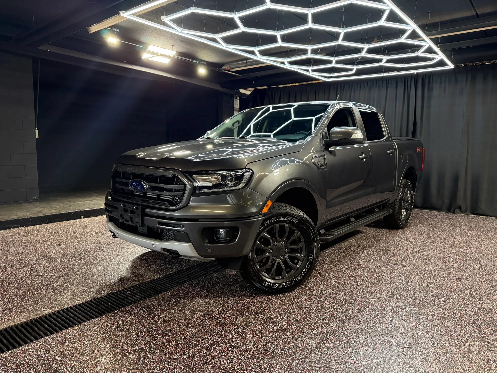 Used 2019 Ford Ranger Lariat w/ Equipment Group 501A Mid AWD/4WD image 2