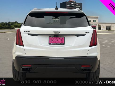 Used 2024 Cadillac XT5 Premium Luxury w/ Technology Package FWD image 4