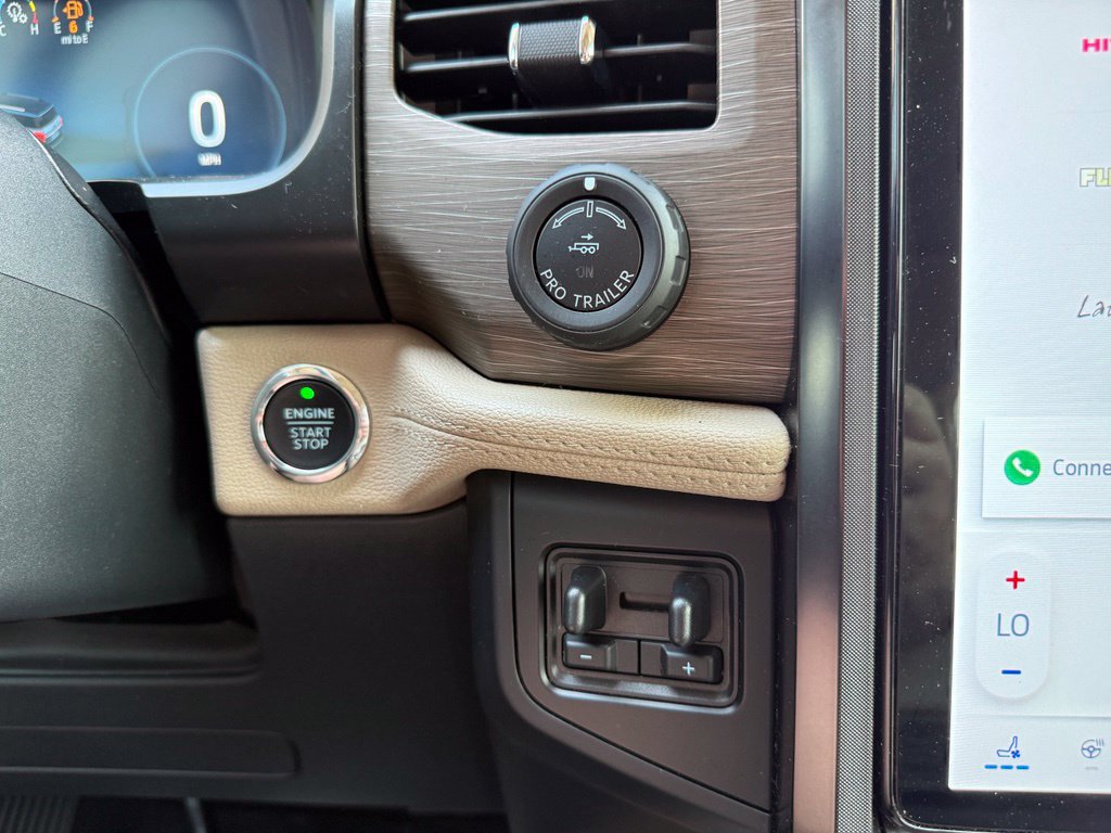 Used 2023 Ford Expedition Limited AWD/4WD image 13