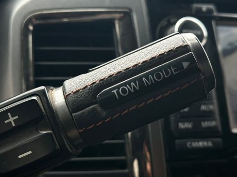 Used 2018 Nissan Titan Platinum Reserve w/ Platinum Utility Package image 24