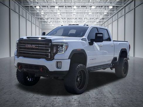 Used 2022 GMC Sierra 2500 AT4 w/ AT4 Premium Plus Package AWD/4WD image 4