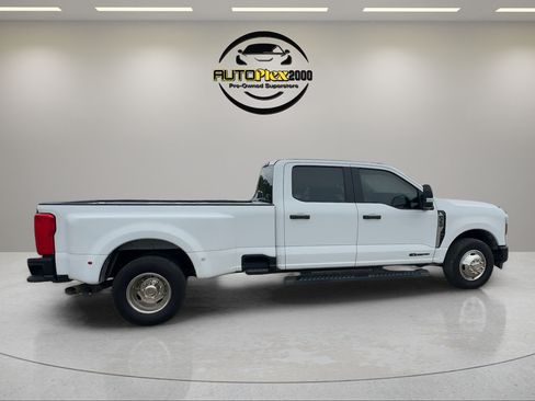 Used 2024 Ford F350 XL w/ XL Driver Assist Package RWD image 8
