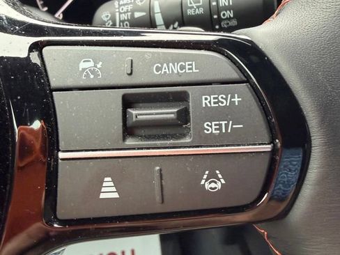 Certified 2025 Honda Pilot Sport image 26