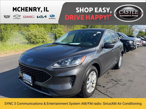 Used 2020 Ford Escape SE FWD image 1