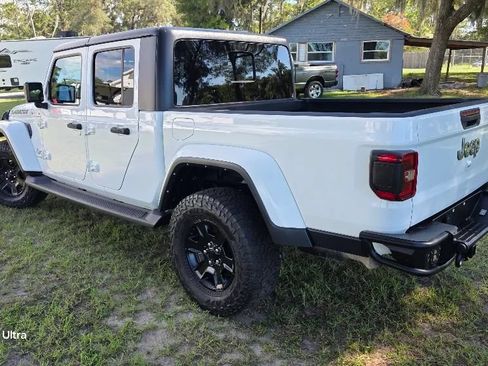 Used 2021 Jeep Gladiator Overland w/ Safety Group AWD/4WD image 7