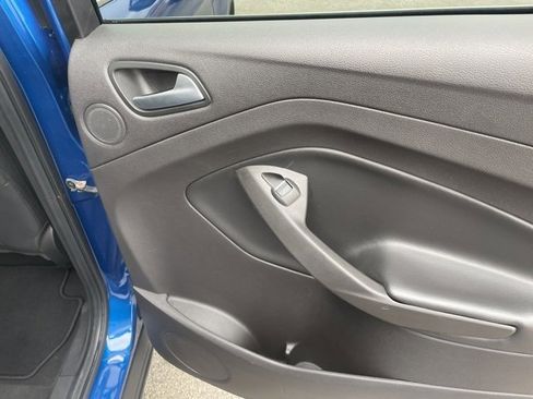 Used 2018 Ford Escape Titanium w/ Ford Safe & Smart Package image 55