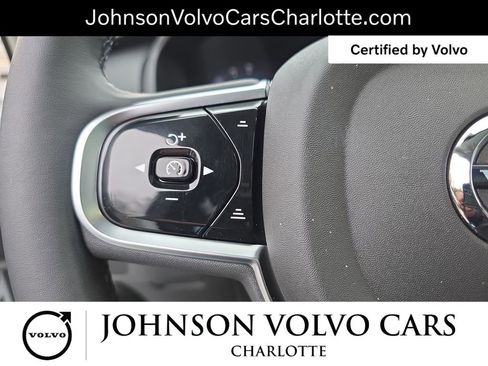 Used 2025 Volvo XC90 B6 Plus AWD/4WD image 19