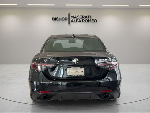 New 2025 Alfa Romeo Giulia AWD image 4