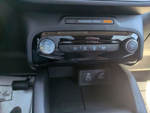 New 2026 Ford Escape SE image 21