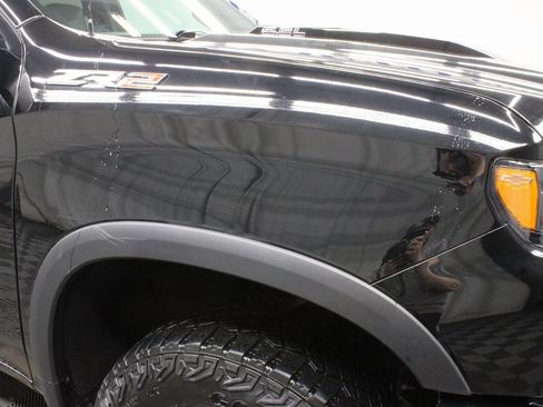 Used 2023 Chevrolet Silverado 1500 ZR2 w/ Technology Package image 36