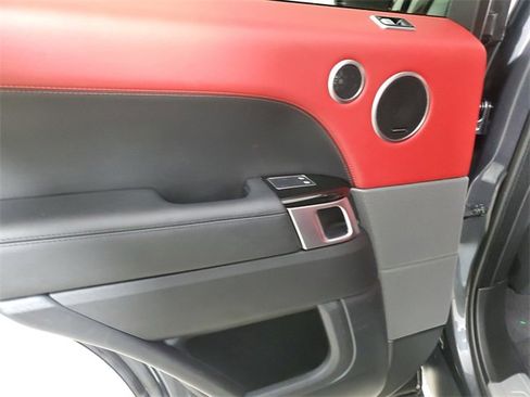 Used 2022 Land Rover Range Rover Sport HSE Dynamic image 11