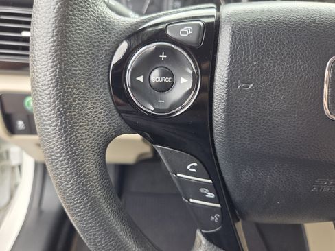 Used 2017 Honda Accord LX image 20