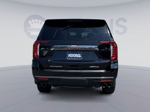 Used 2023 GMC Yukon XL AT4 w/ AT4 Premium Plus Package AWD/4WD image 5