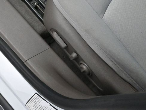 Used 2022 Chevrolet Malibu LT image 14