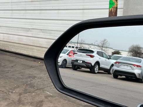 Used 2025 Kia K4 LXS image 18