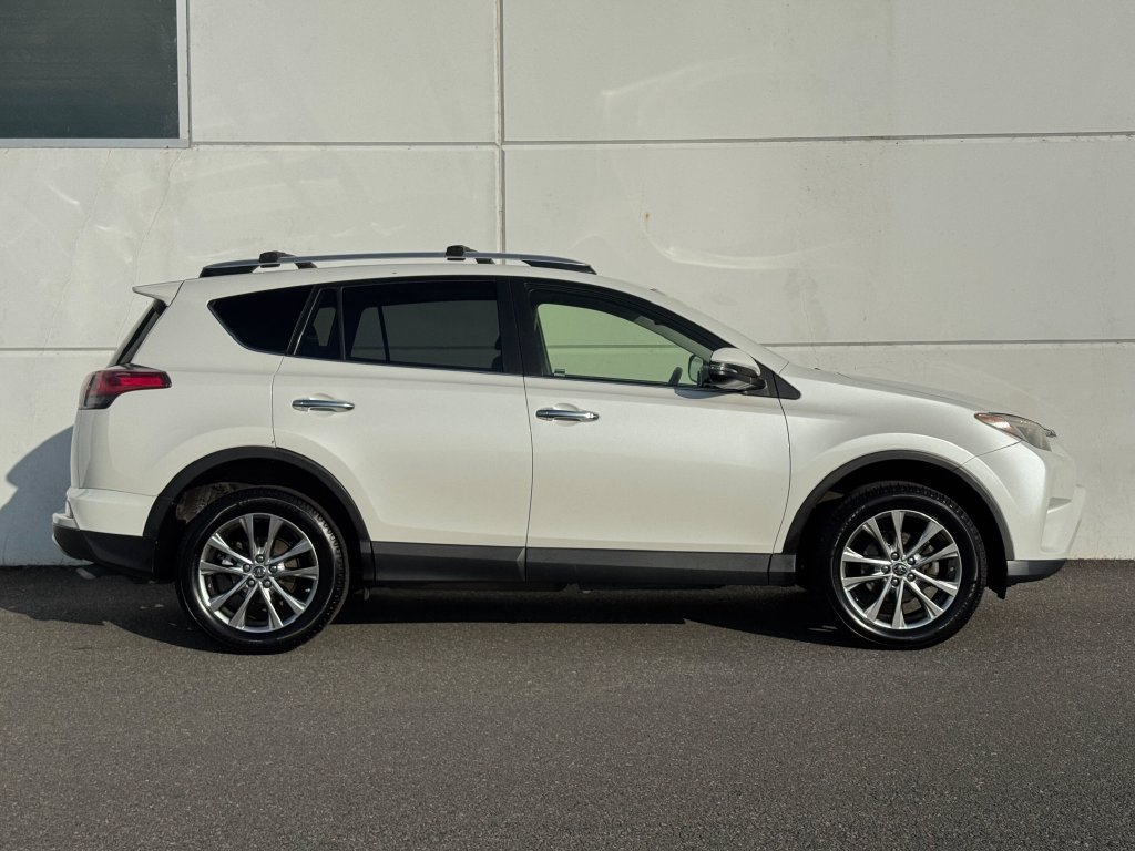 Used 2016 Toyota RAV4 Limited AWD/4WD image 8